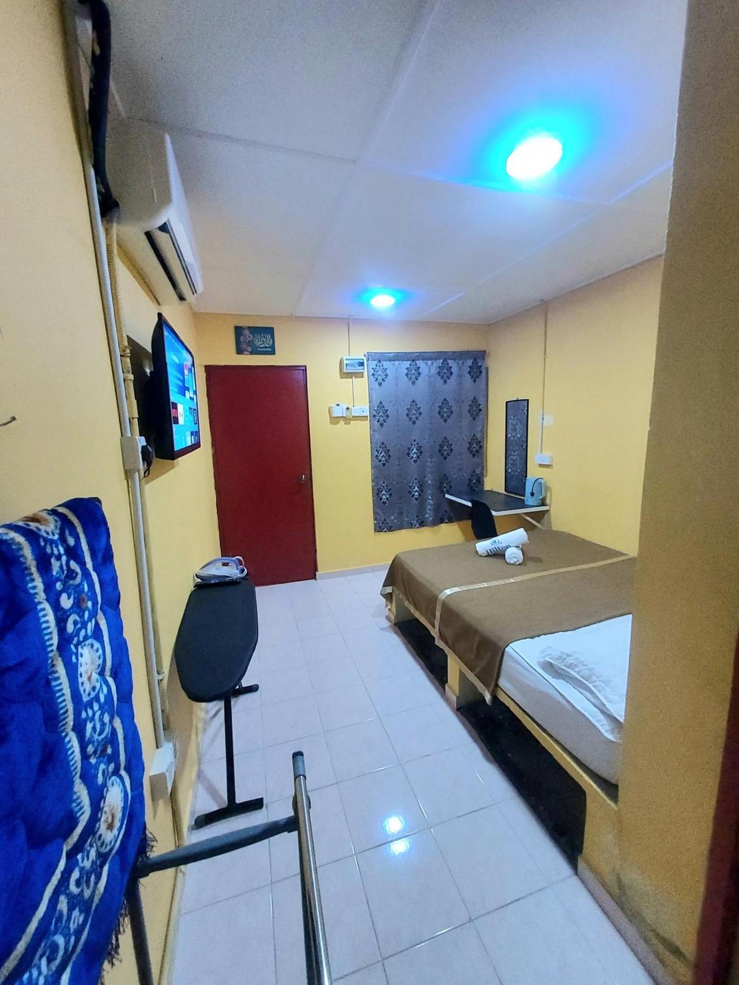 Irama Resort Amir Yjs , Pantai Irama 巴佐 外观 照片